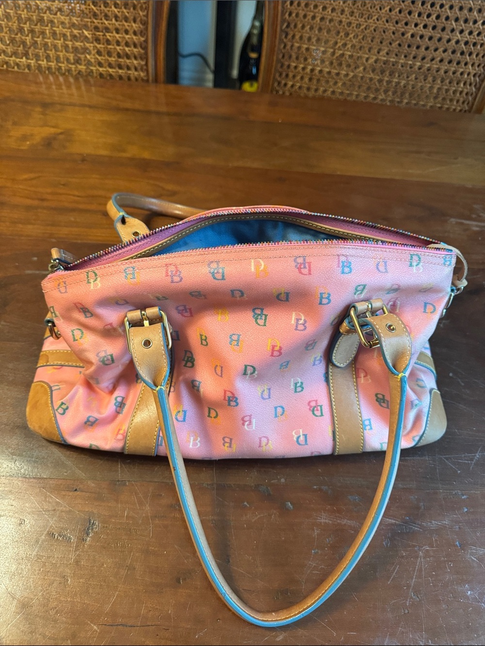 Dooney & Bourke Pink Logo Satchel Set with Tan Trim and Matching Wallet - Picture 9 of 9